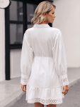 Biała koszulowa sukienka z gipiury długi rękaw 4