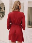 Czerwona szyfonowa sukienka z wiązaniem na przodzie 2