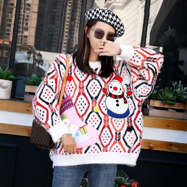 Wielokolorowy sweter damski świąteczny z naszywanym bałwanem 3D 5