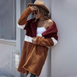 Kolorowy płaszcz damski oversize o casualowej długości w stylu pluszowym