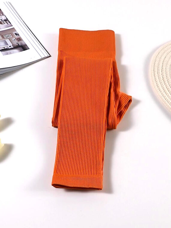 Klasyczne legginsy prążkowane w kolorze pomarańczowym